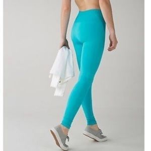 NWOT lululemon high-waisted leggings